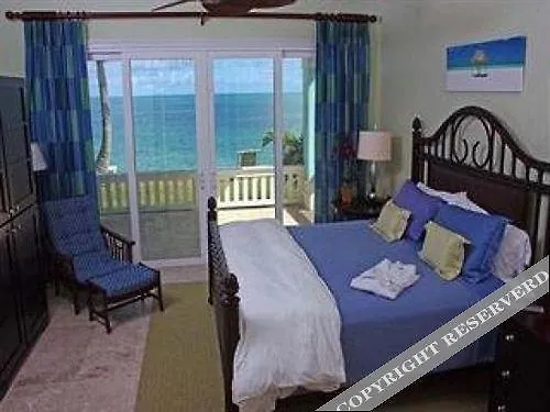 Mermaid Reef Villa #2 マーシュ・ハーバー